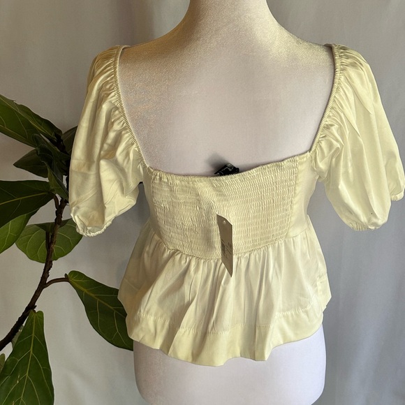 Forever 21 Puff Sleeve Cream Flounce Top NWT - Picture 4 of 5